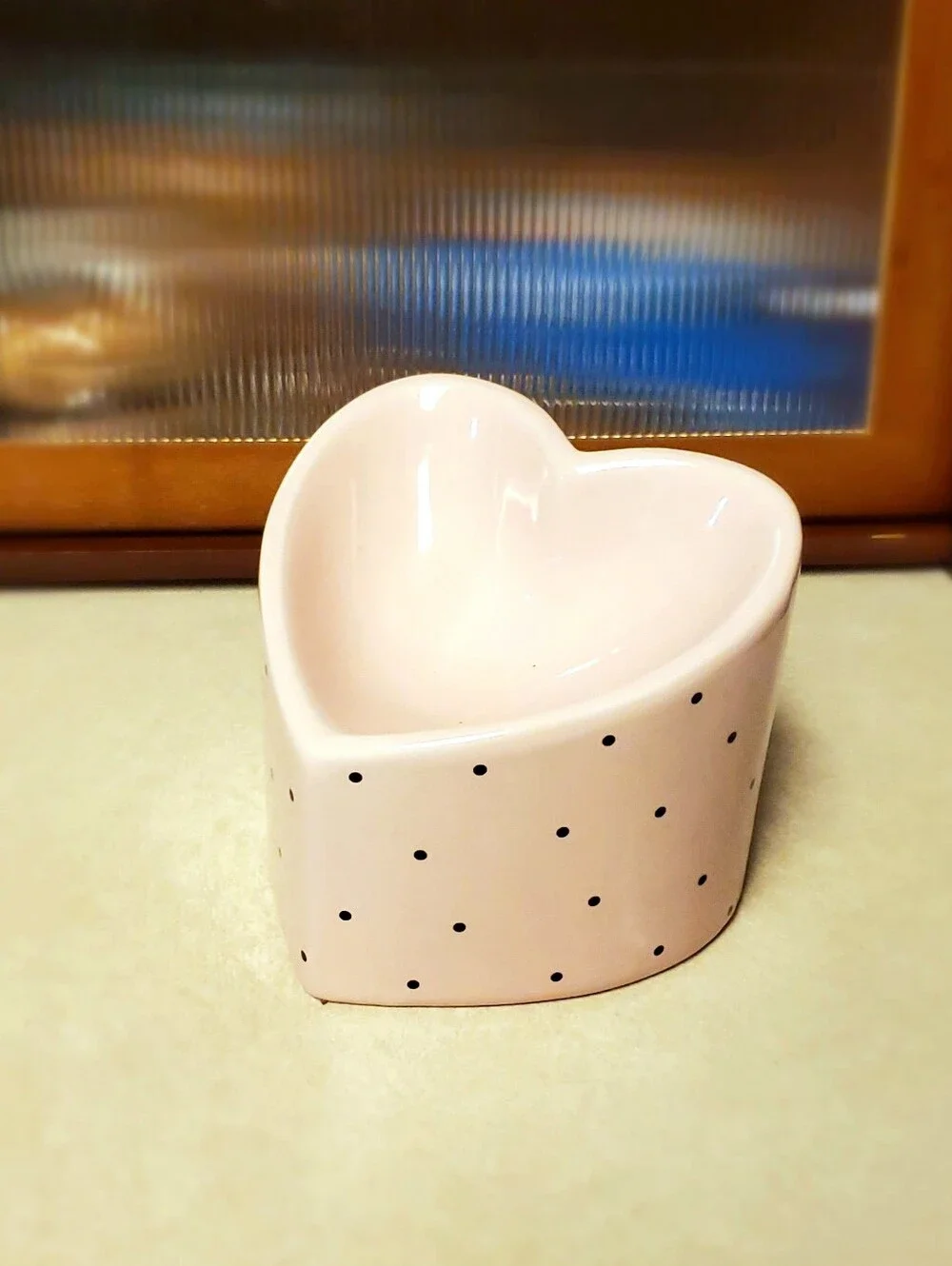 Raised Heart-shaped Bowl